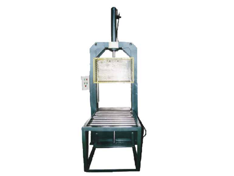 大連嘉美達(dá)橡塑切膠機(jī)